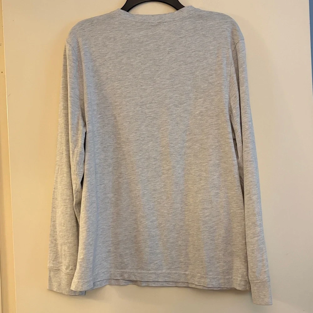 3‎ for $25! Hurley Light Heather Gray Long Sleeve Logo Tee, size M - Picture 3 of 3